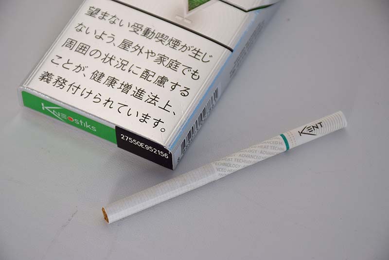 グローに火をつけても吸えるのか 実際に直吸いを試してみたら リラゾ Relazo 自称加熱式タバコマイスターパパ中西のブログ グローに火をつけても吸えるのか 実際に直吸いを試してみたら リラゾ Relazo 自称加熱式タバコマイスターパパ中西のブログ
