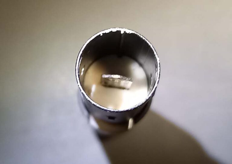 アイコスのたばこスティックが奥まで入らない 刺さらない時に試している3つのこと リラゾ Relazo 自称加熱式タバコマイスターパパ中西のブログ