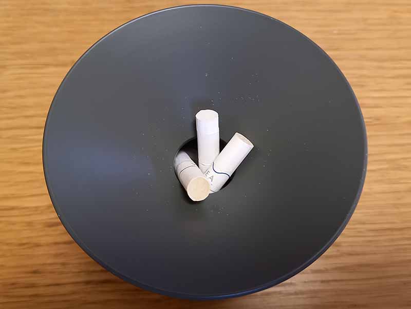 アイコス純正灰皿】IQOSトレイは使いやすい！さりげなく置ける